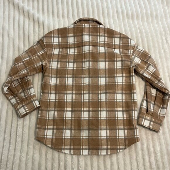 Avec Les Filles Plaid Shacket Flannel • Medium - Picture 6 of 8